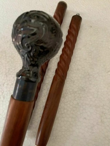 Cane vintage legno con - vintage, in